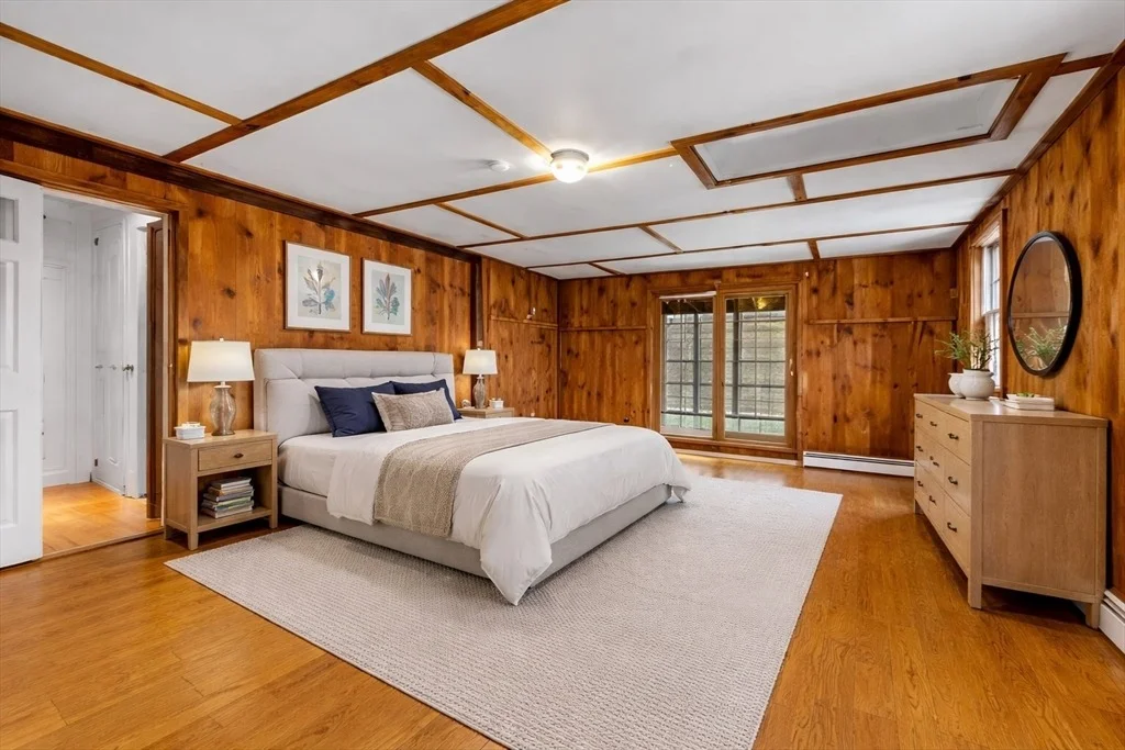 Photo of 104 Mill St
