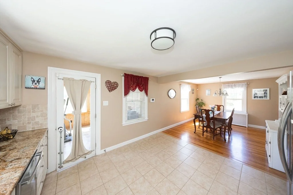 Photo of 37 Maple St