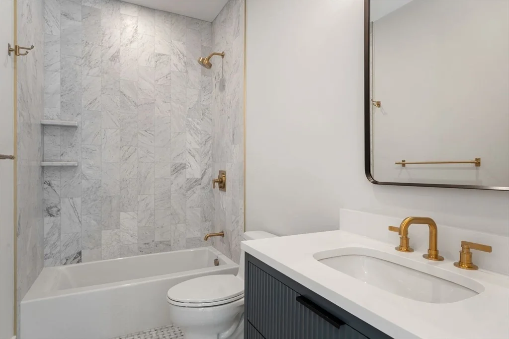 Photo of 48 Sherburne Rd
