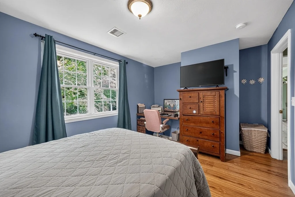 Photo of 165 Pepperell Rd