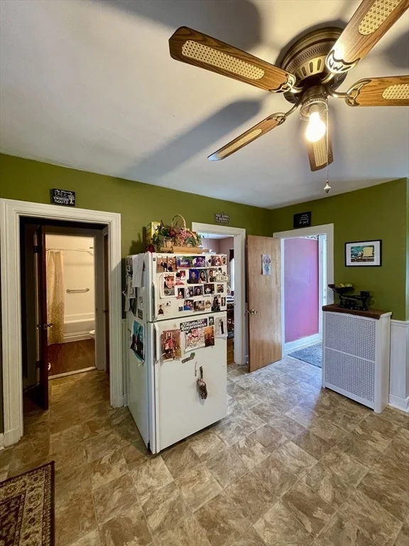 Photo of 27 Springvale Ave
