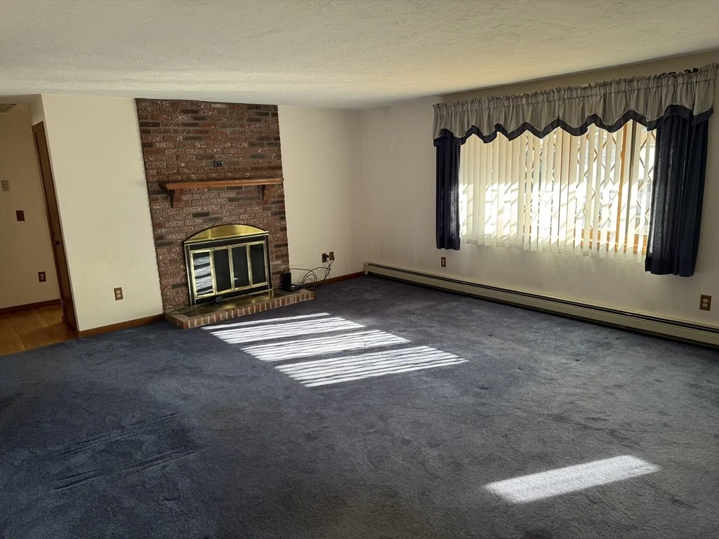 Photo of 5 Jeffrey Ave