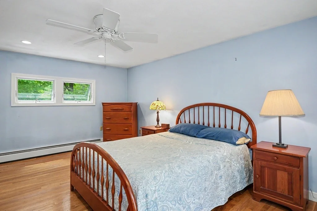 Photo of 42 Cherlyn Dr