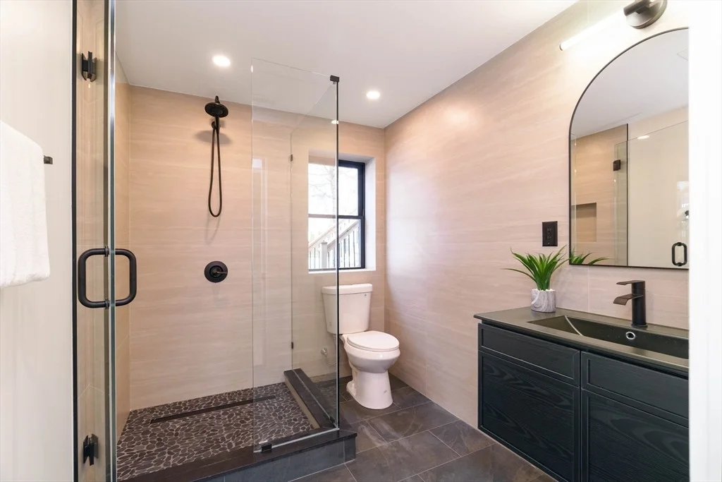 Photo of 8 Emily Road