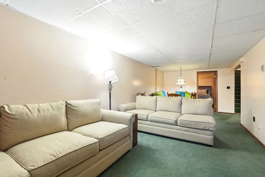 Photo of 319 Casey Dr