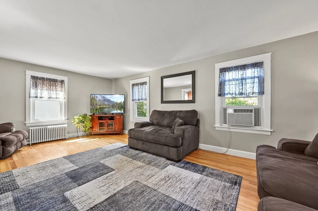 Photo of 48 Appleton Road
