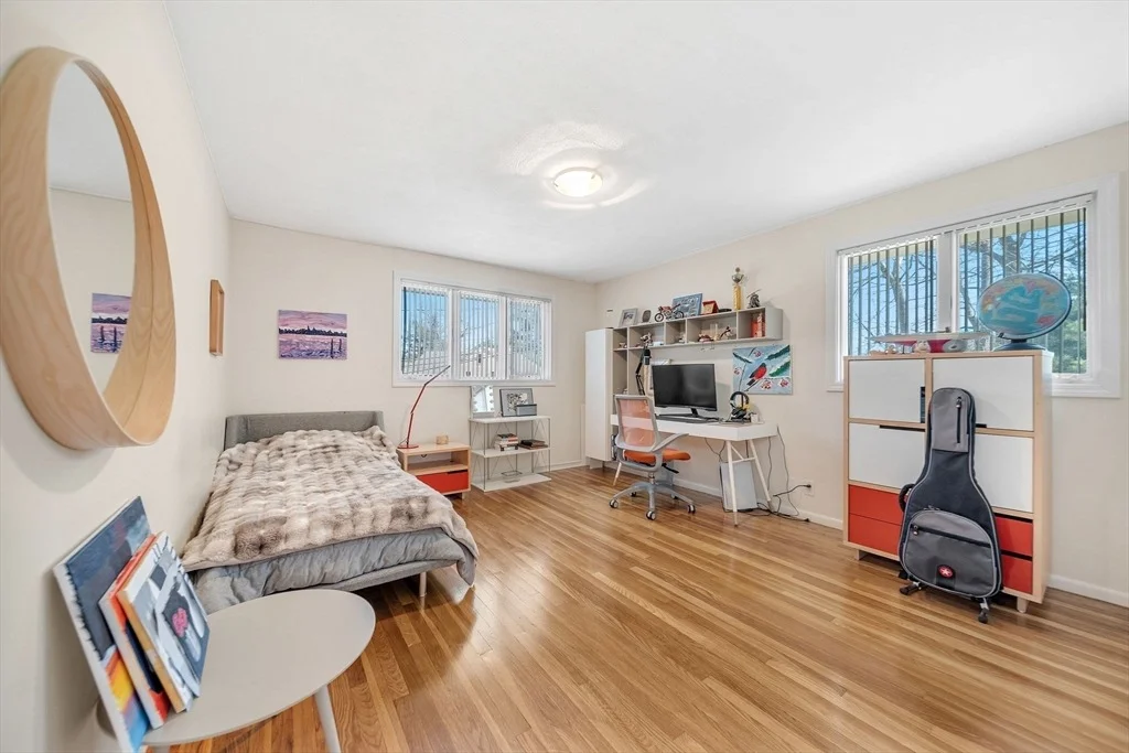 Photo of 22 Burdean Rd