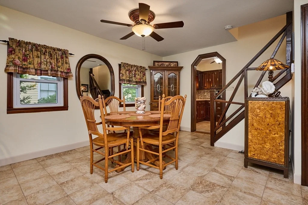 Photo of 238 Dox Rd