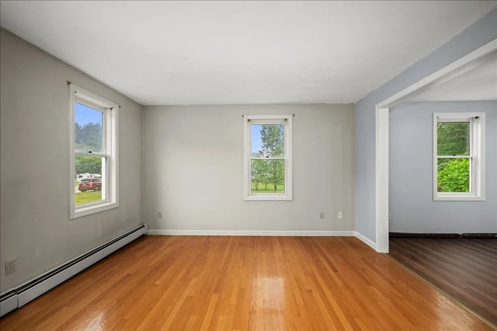 Photo of 7 Sneade Dr