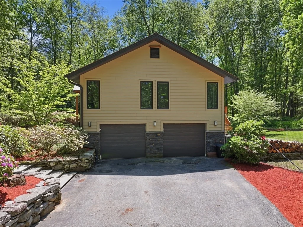 Photo of 26 Dennis Circle