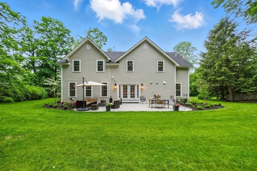 Photo of 98 Great Plain Ave