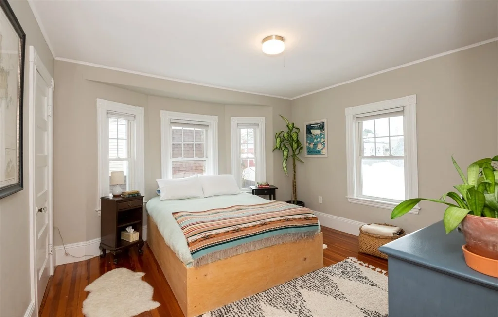 Photo of 8 Roosevelt Avenue