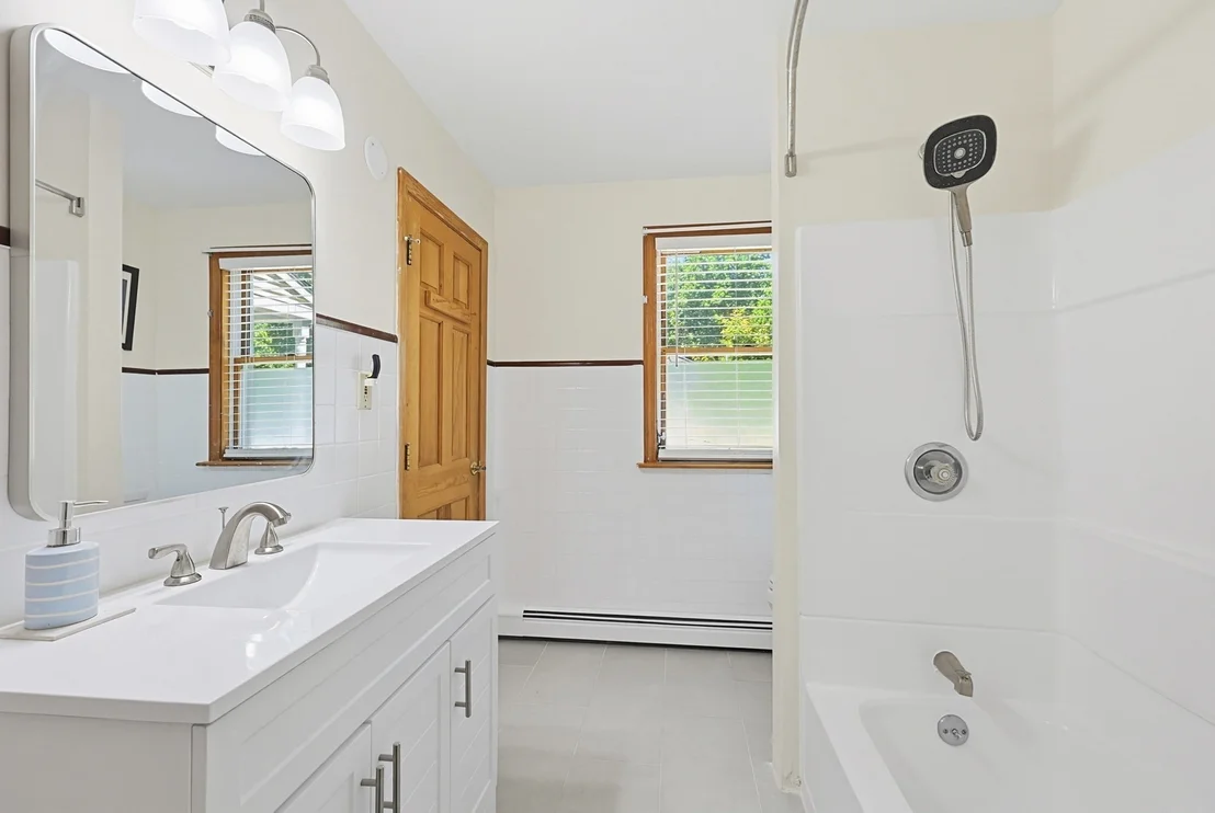 Photo of 14 Terra Ln