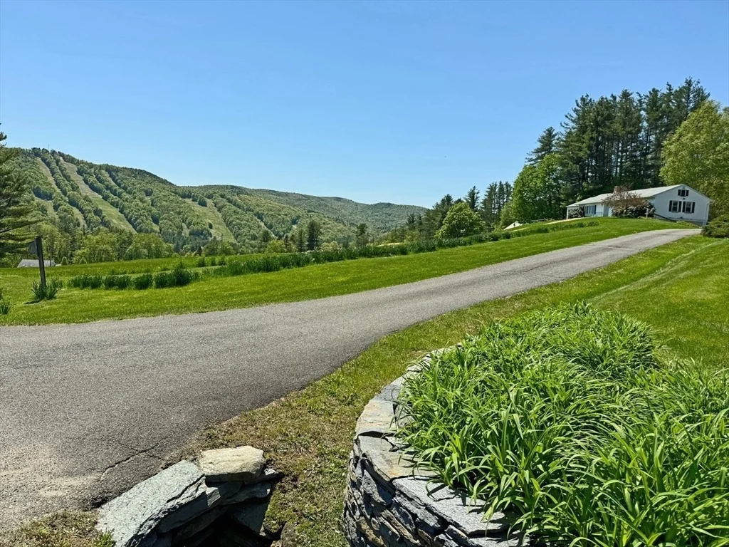Photo of 85 Warfield Road