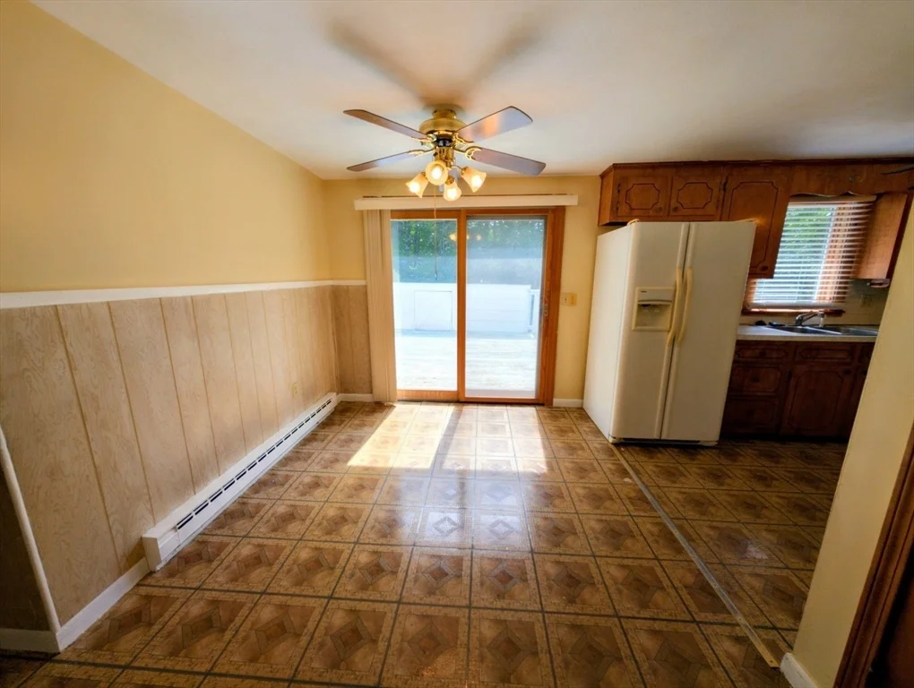 Photo of 7 Birchwood Dr