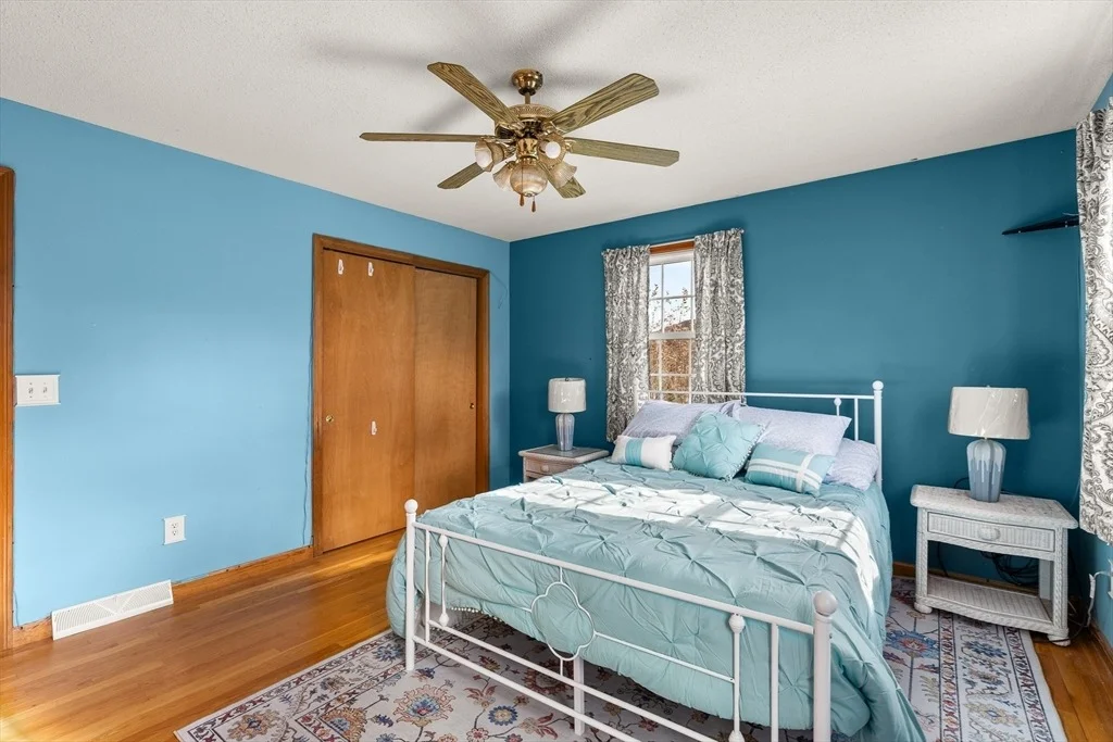 Photo of 4 Laurel Dr