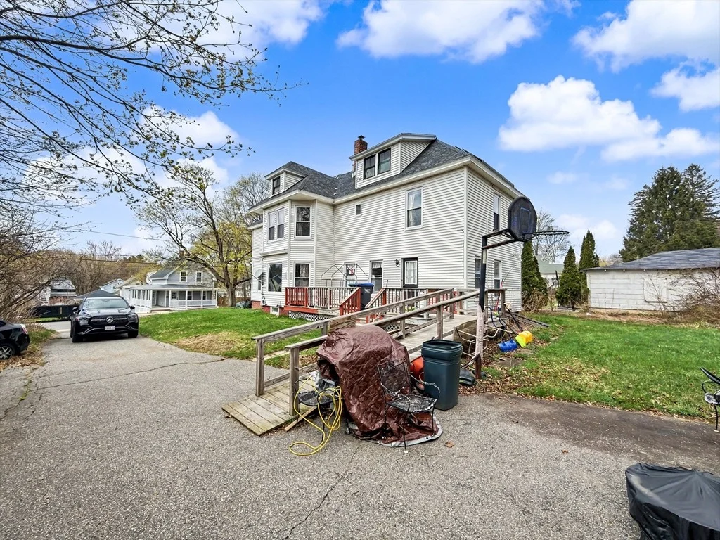 Photo of 49 Juniper St