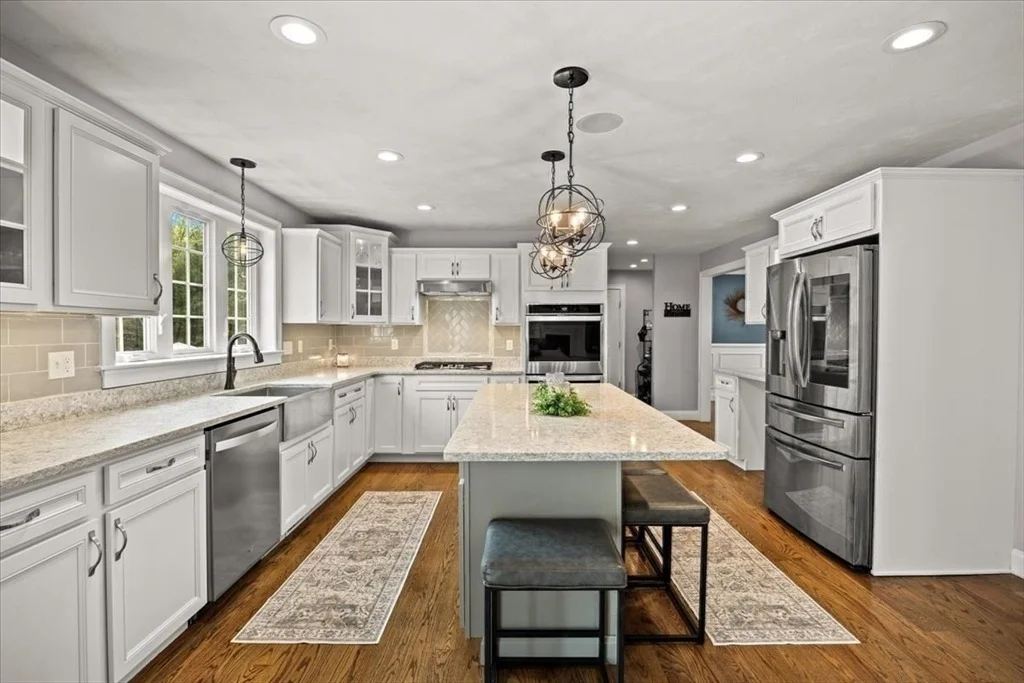 Photo of 8 Paddock Cir