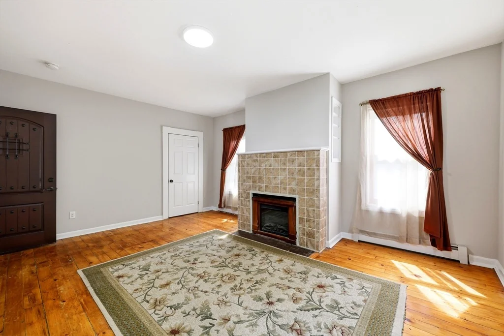 Photo of 151 Bowdoin St