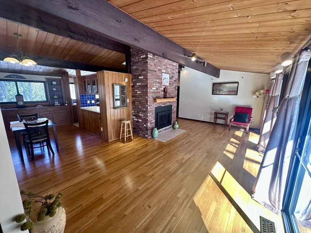 Photo of 25 Raynor Rd