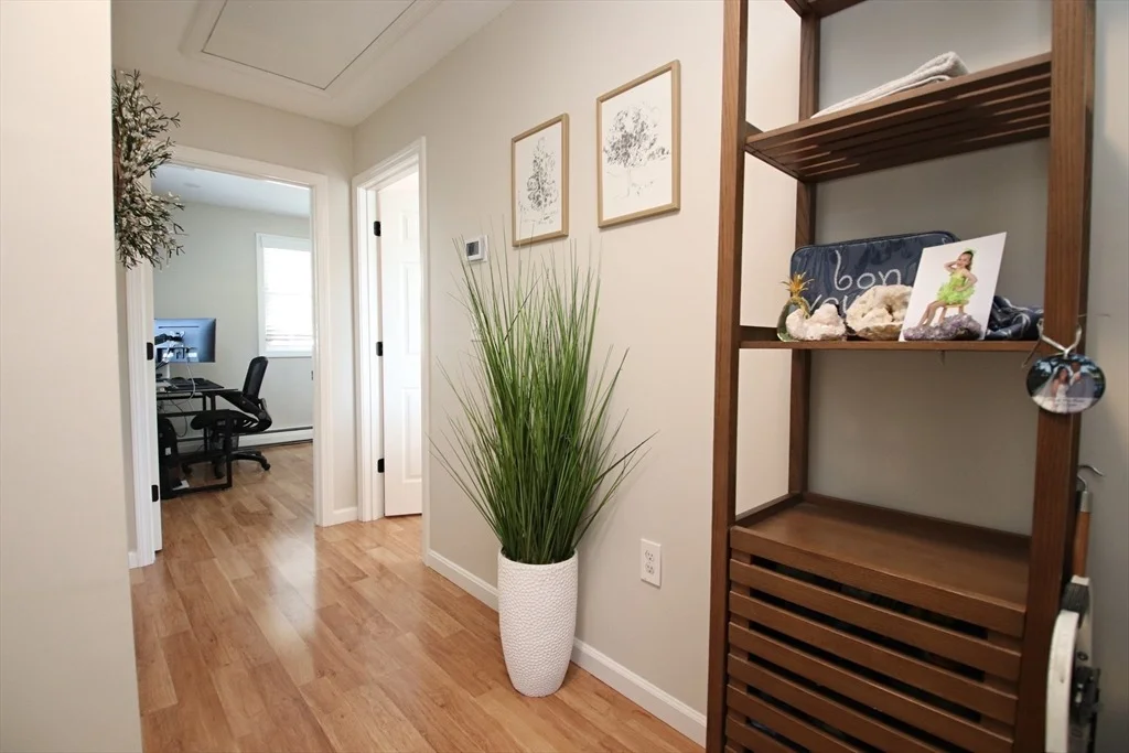 Photo of 27 Overlea Avenue