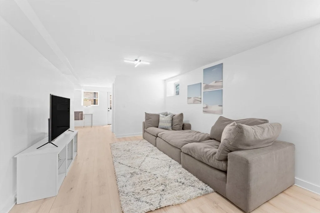 Photo of Unit 1 at 446 Broadway