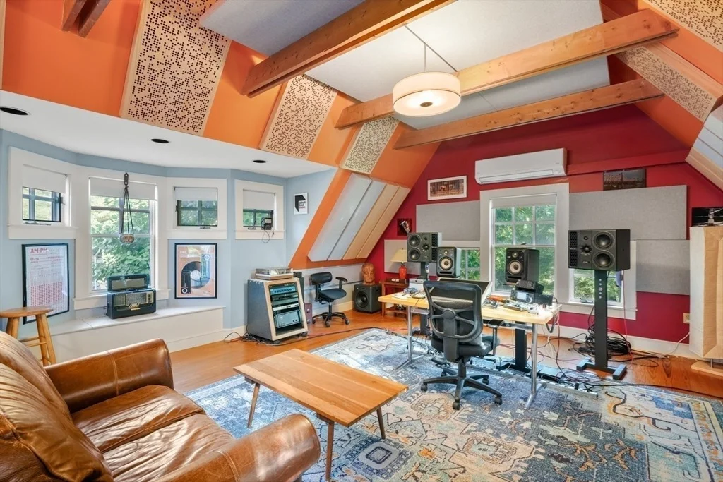 Photo of 51 Abbott Road