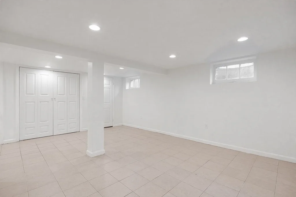 Photo of 7 Haven Ln