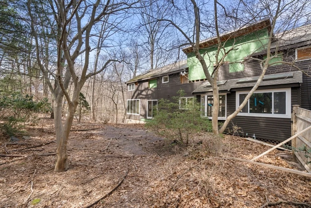 Photo of 217 Summer St