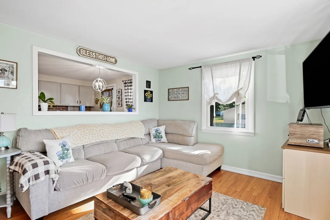 Photo of 21 Circuit Ave