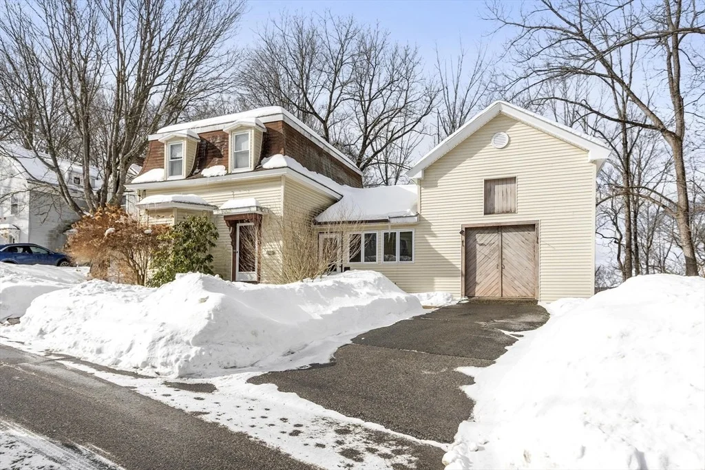 Photo of 86 Highland St