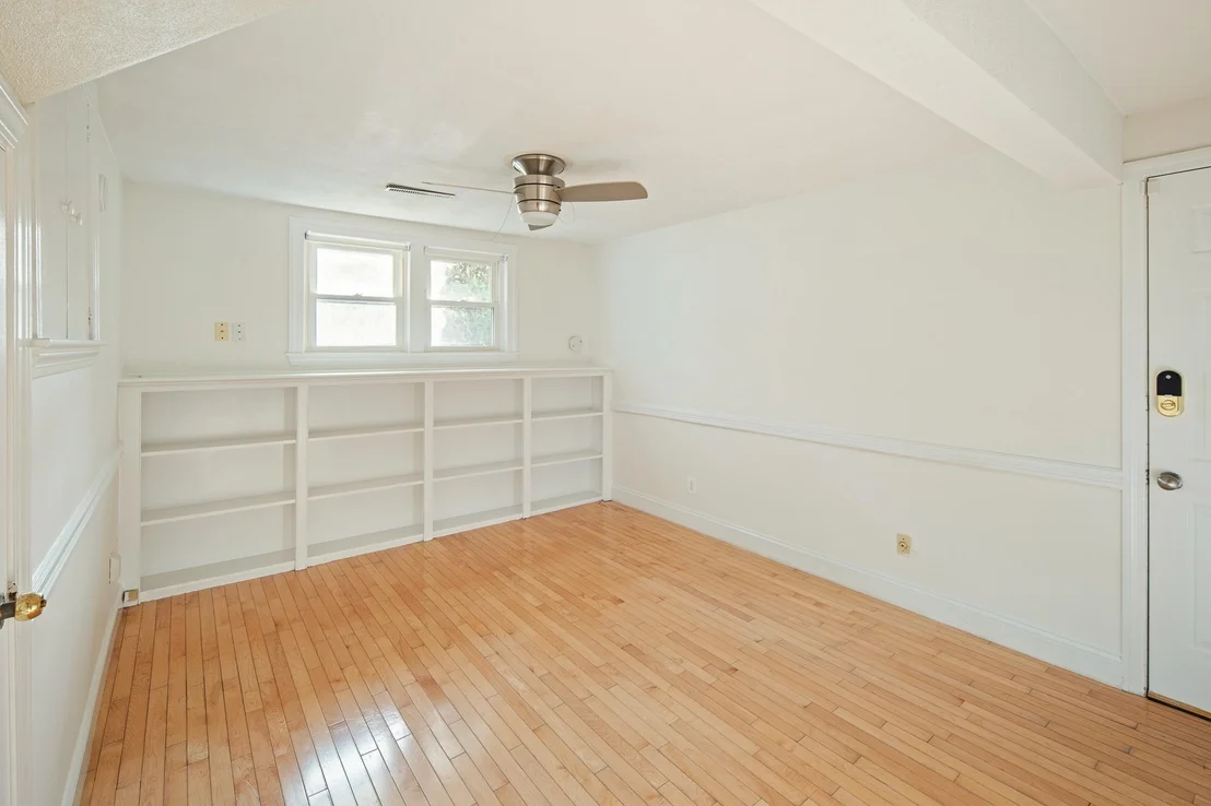 Photo of 21 Turner Dr