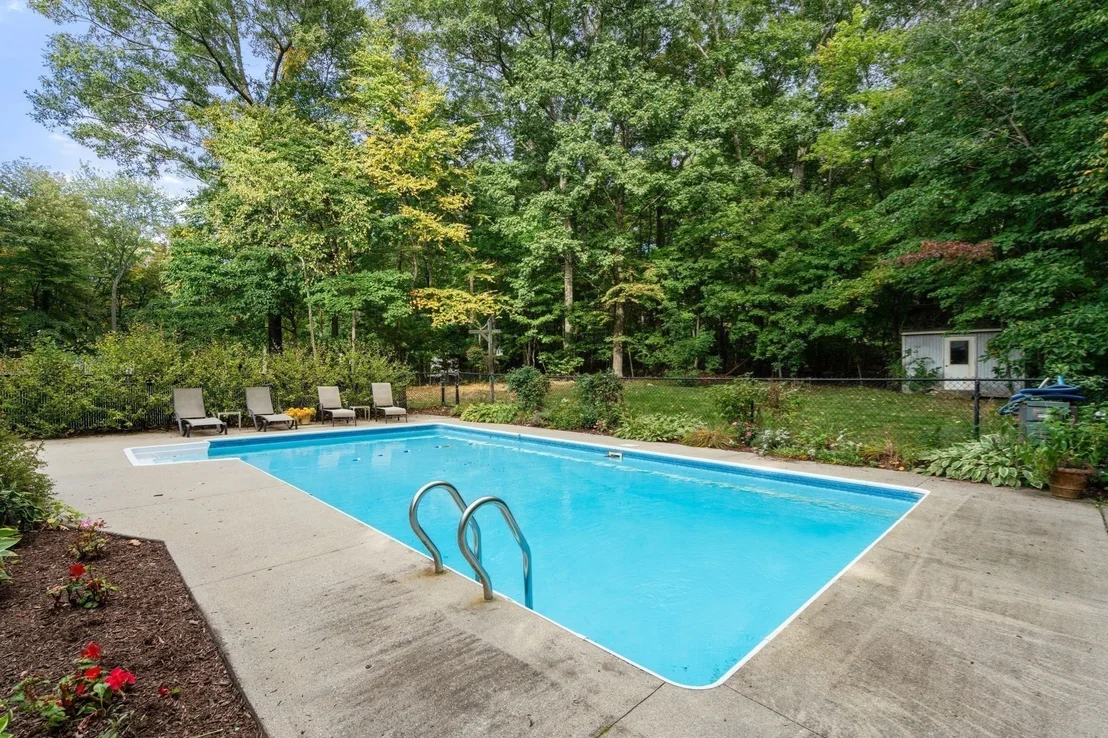 Photo of 31 Raymond Way