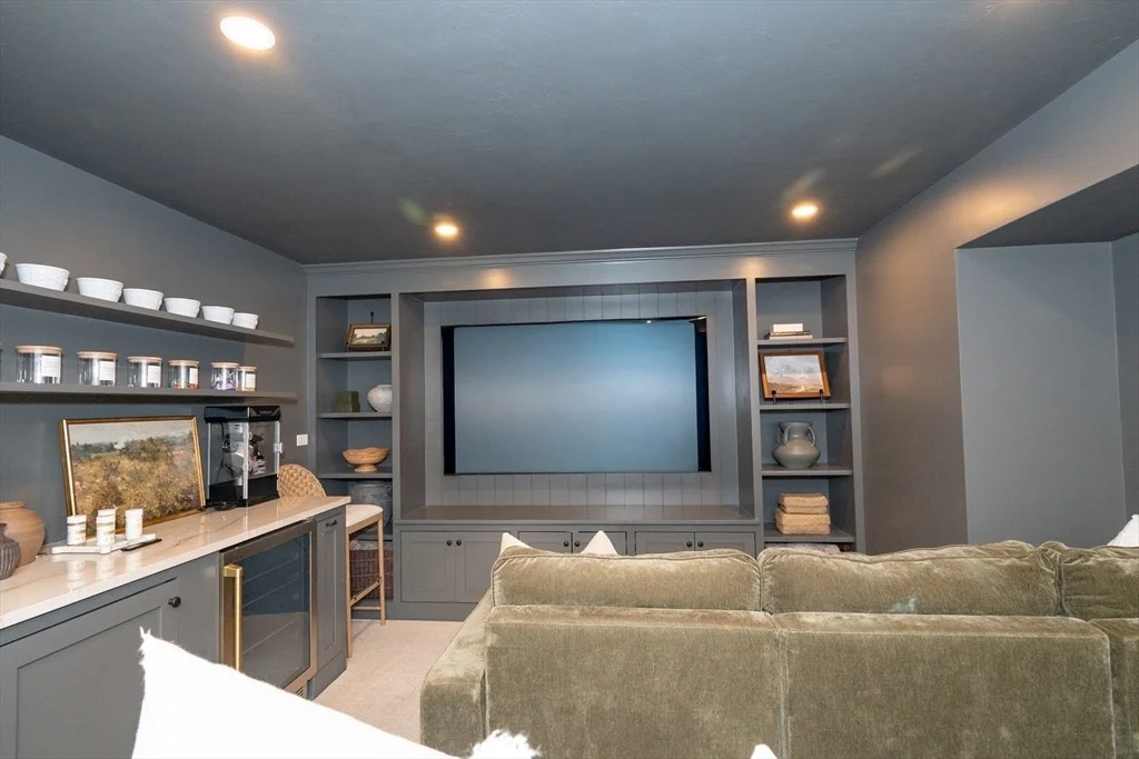 Photo of 1 Debrah Ln
