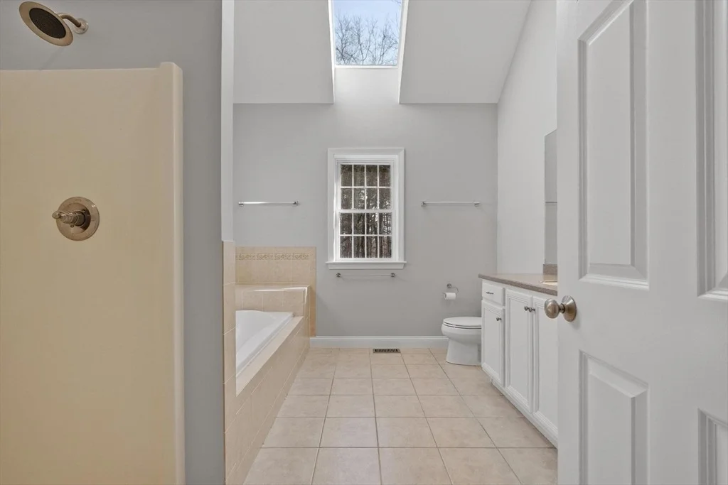Photo of 5 Lilac Ln