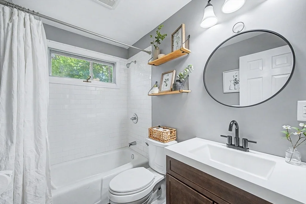 Photo of 25 Claire Drive