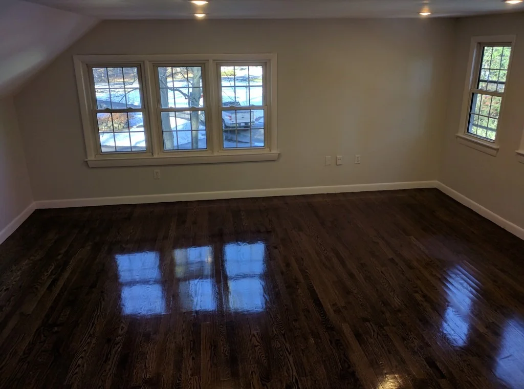 Photo of 48 Willard Grant Rd
