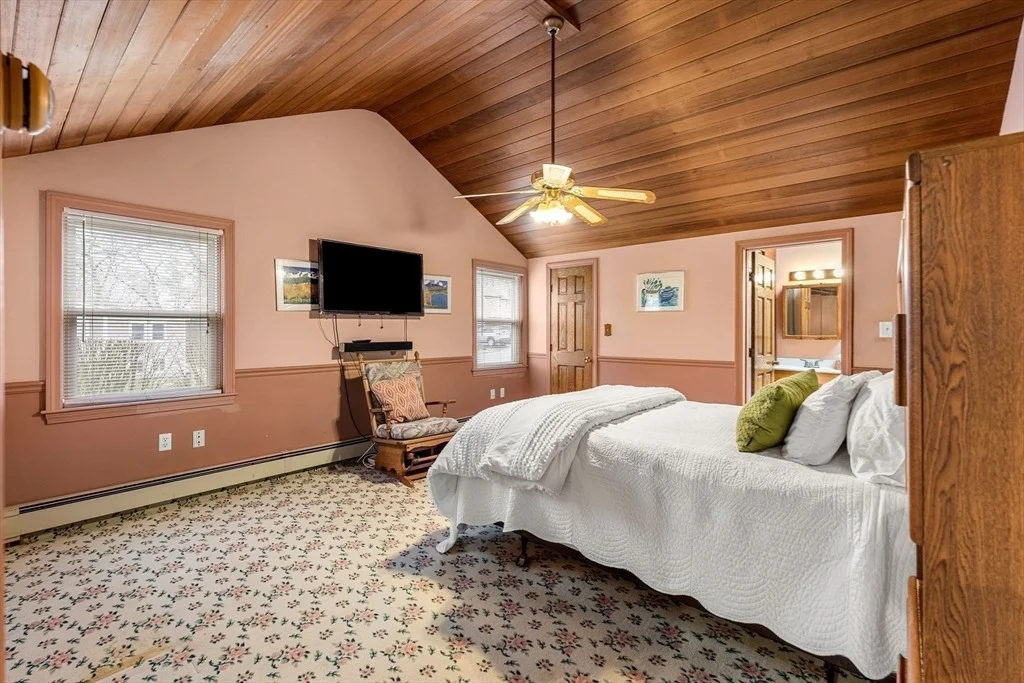 Photo of 280 Forest Avenue