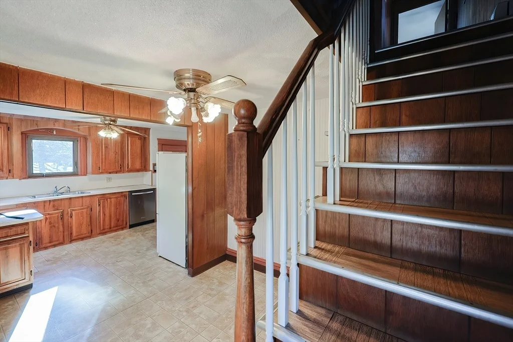 Photo of 940 Read St.