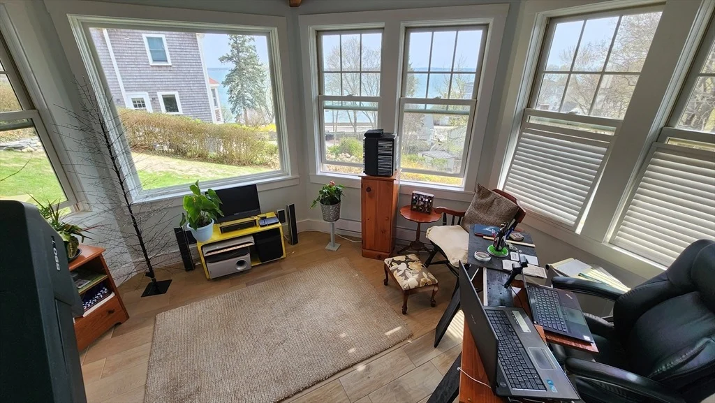 Photo of 14 Telegraph Avenue