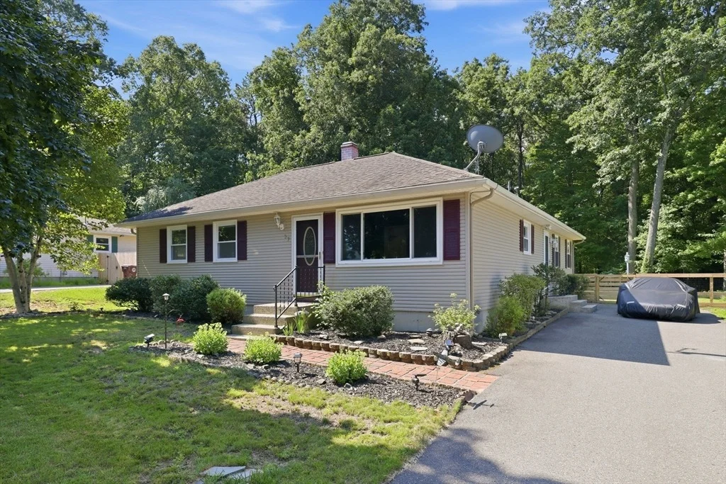 Photo of 37 Squirrel Rd