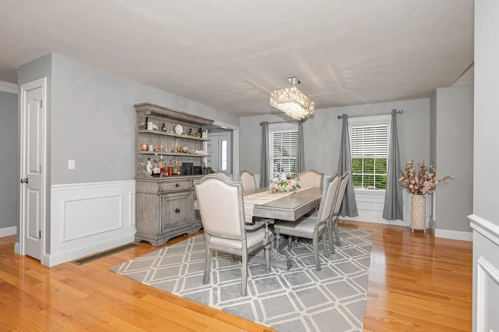 Photo of 61 Saddle Rd