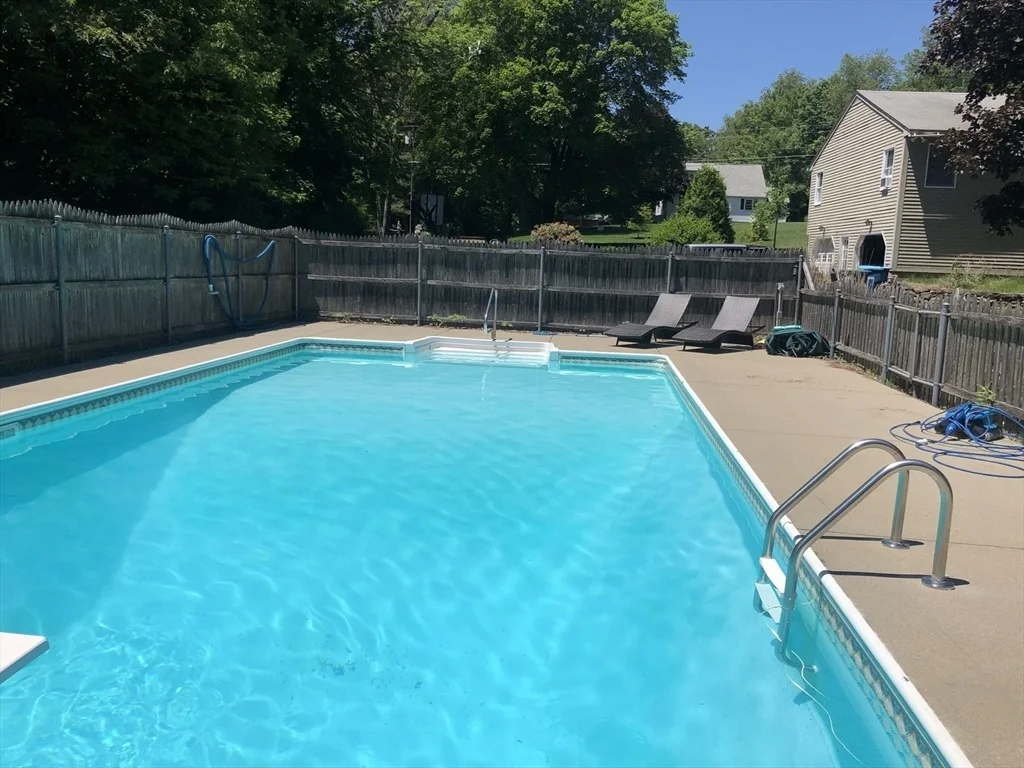 Photo of 27 Hillside Dr