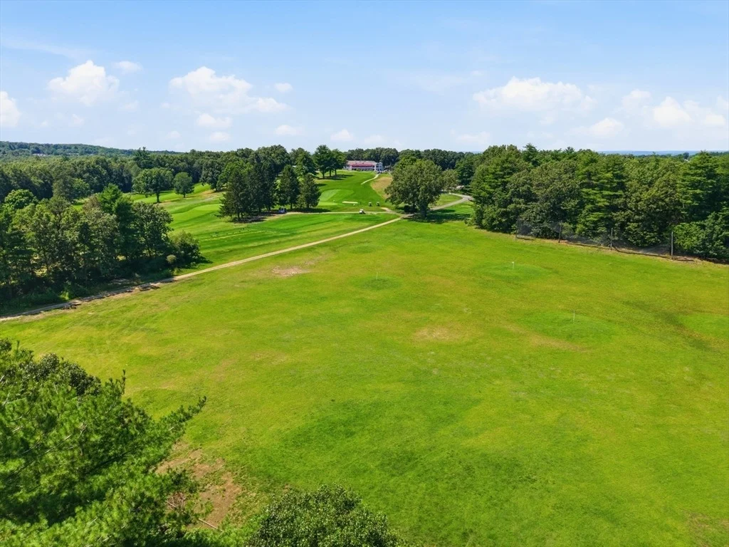 Photo of 98 Mclean Parkway