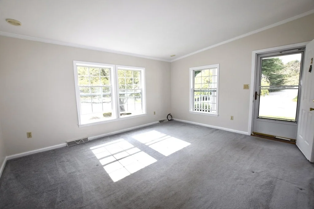 Photo of 2 Edgewood Circle
