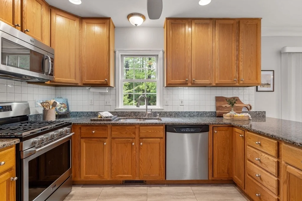 Photo of 13 Spindle Tree Ln