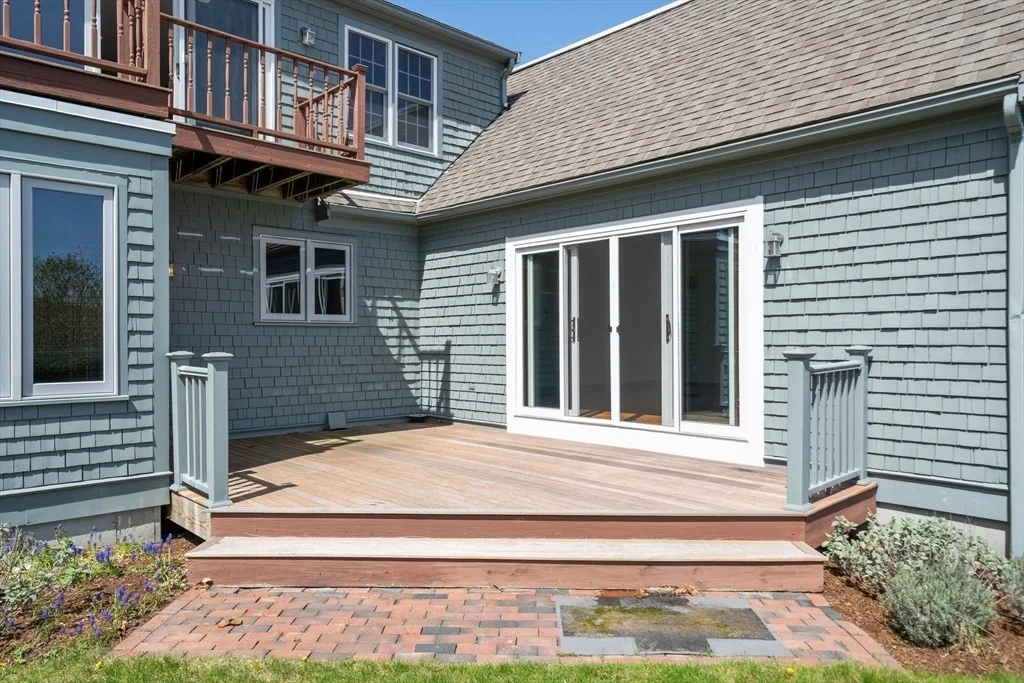 Photo of 205 Carlson Lane