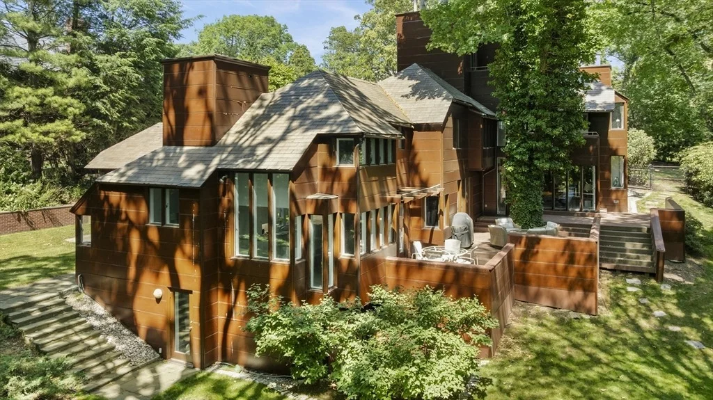 Photo of 331 Heath Street