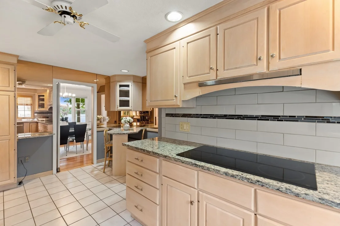 Photo of 48 Locksley Rd