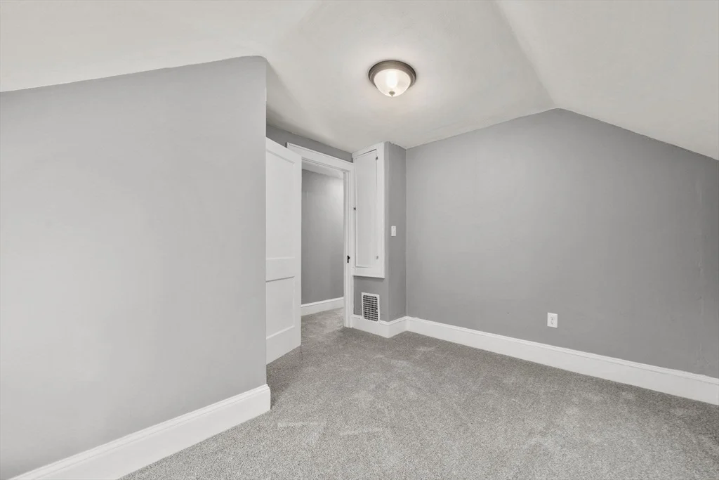 Photo of 31 Dexter St